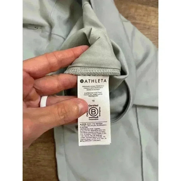 Athleta Eastbound Wide Pants Women's 16 Light Blue Pull On Stretch Athleisure - Picture 10 of 10